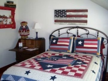 The Americana Room | Scappoose Creek Inn near Saint Helens, Oregon